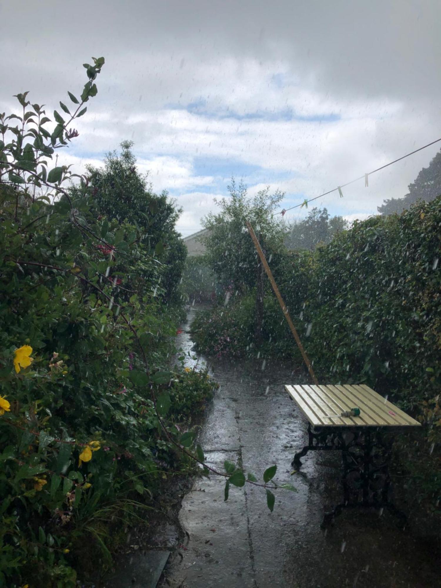 Llanw Malltraeth - Malltraeth Tides Llangadwaladr  Eksteriør billede